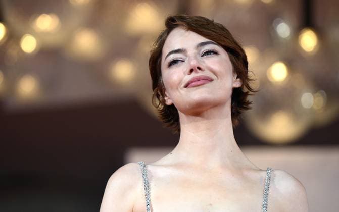 August 28, 2025, Venice, ITALY: US actor cast member Emma Stone arrives for the premiere of Bugonia during the 82nd Venice Film Festival in Venice, Italy, 28 August 2025. The movie is presented in official competition Venezia 82™ at the festival running from 27 August to 06 September 2025. ANSA ETTORE FERRARI. Venice ITALY  - ZUMAa110 20250828_zaf_a110_027 Copyright: xEttorexFerrarix