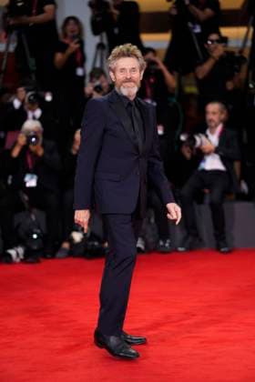 Bugonia Red Carpet - The 82nd Venice International Film Festival Willem Dafoe attends the Bugonia red carpet during the 82nd Venice International Film Festival on August 28, 2025 in Venice, Italy. Venice Italy  Copyright: xDanielexCifalÃ x originalFilename: cifala-notitle250828_npRj8.jpg