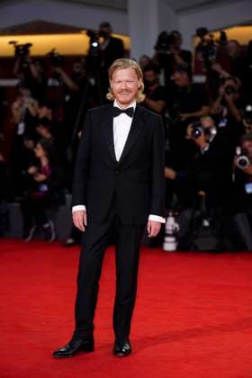 Bugonia Red Carpet - The 82nd Venice International Film Festival Jesse Plemons attends the Bugonia red carpet during the 82nd Venice International Film Festival on August 28, 2025 in Venice, Italy. Venice Italy  Copyright: xDanielexCifalÃ x originalFilename: cifala-notitle250828_npmc7.jpg