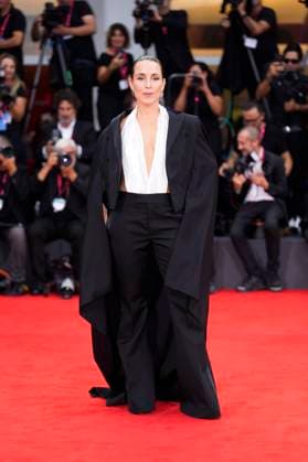 Bugonia Red Carpet - The 82nd Venice International Film Festival Noomi Rapace attends the Bugonia red carpet during the 82nd Venice International Film Festival on August 28, 2025 in Venice, Italy. Venice Italy  Copyright: xDanielexCifalÃ x originalFilename: cifala-notitle250828_npQFD.jpg
