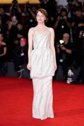 Bugonia Red Carpet - The 82nd Venice International Film Festival Emma Stone attends the Bugonia red carpet during the 82nd Venice International Film Festival on August 28, 2025 in Venice, Italy. Venice Italy  Copyright: xDanielexCifalÃ x originalFilename: cifala-notitle250828_nplyO.jpg