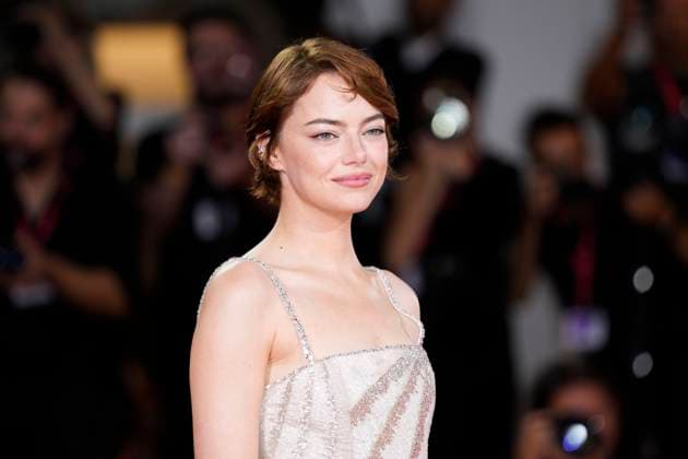 Bugonia Red Carpet - The 82nd Venice International Film Festival Emma Stone attends the Bugonia red carpet during the 82nd Venice International Film Festival on August 28, 2025 in Venice, Italy. Venice Italy  Copyright: xDanielexCifalÃ x originalFilename: cifala-notitle250828_npYW0.jpg