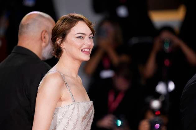 Bugonia Red Carpet - The 82nd Venice International Film Festival Emma Stone attends the Bugonia red carpet during the 82nd Venice International Film Festival on August 28, 2025 in Venice, Italy. Venice Italy  Copyright: xDanielexCifalÃ x originalFilename: cifala-notitle250828_npzVF.jpg
