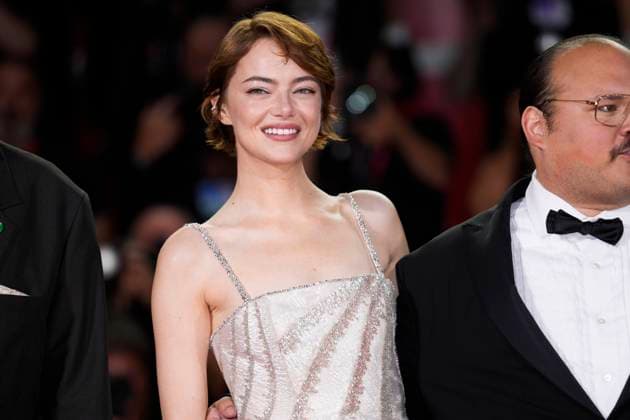 Bugonia Red Carpet - The 82nd Venice International Film Festival Emma Stone attends the Bugonia red carpet during the 82nd Venice International Film Festival on August 28, 2025 in Venice, Italy. Venice Italy  Copyright: xDanielexCifalÃ x originalFilename: cifala-notitle250828_npKJx.jpg