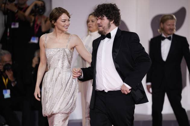 Foto IPP Daniele Cifala’ Venezia 28 08 2025 Bugonia Red Carpet - The 82nd Venice International Film Festival nella foto : US actress Emma Stone and US actor Aidan Delbis Italy Photo Press - World Copyright