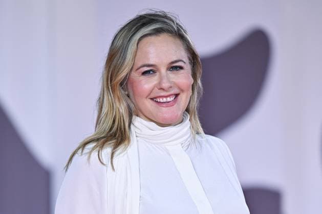 Venice Bugonia Premiere AM Alicia Silverstone attending the Bugonia Premiere as part of the 82nd Venice International Film Festival at the Lido in Venice, Italy on August 28, 2025. Photo by Aurore Marechal ABACAPRESS.COM Venice Italy  Copyright: xMarechalxAurore ABACAx