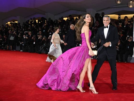 Venice, 82nd Venice International Film Festival 2025 - Evening 2. Red Carpet Film Jay Kelly. Pictured are George and Amal Clooney.  Copyright: xSimonexComix xipa-agency.netx xPoolxPhotoxEventsx06x IPA_Agency_IPA63498003