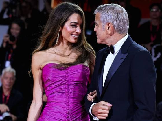 Venice, 82nd Venice International Film Festival 2025 - Evening 2 - Red Carpet for the film Jay Kelly - Pictured: George and Amal Clooney  Copyright: xManuelexMangiarottix xipa-agency.netx xPoolxPhotoxEventsx06x IPA_Agency_IPA63498056