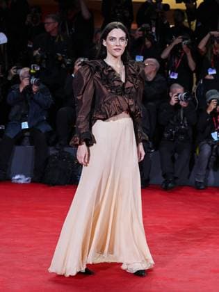 Venice, 82nd Venice International Film Festival 2025 - Evening 2 - Red Carpet for the film Jay Kelly - Pictured: Riley Keough  Copyright: xManuelexMangiarottix xipa-agency.netx xPoolxPhotoxEventsx06x IPA_Agency_IPA63498119