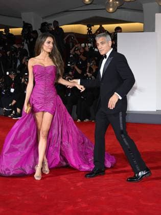 Venice, 82nd Venice International Film Festival 2025 - Evening 2. Red Carpet Film Jay Kelly. Pictured are George and Amal Clooney.  Copyright: xSimonexComix xipa-agency.netx xPoolxPhotoxEventsx06x IPA_Agency_IPA63498184