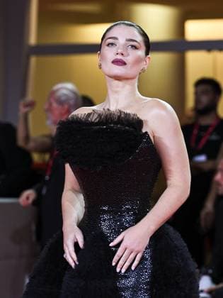Venice, ITALY: Venice, 82nd Venice International Film Festival 2025 - Evening 2 - Red Carpet for the film Jay Kelly - Pictured: Eve Hewson Venice ITALY  - ZUMAp169 20250828_zea_p169_1715 Copyright: xManuelexMangiarottix