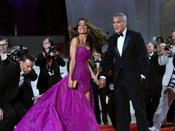 Venice, 82nd Venice International Film Festival 2025 - Evening 2 - Red Carpet for the film Jay Kelly - Pictured: George and Amal Clooney  Copyright: xManuelexMangiarottix xipa-agency.netx xPoolxPhotoxEventsx06x IPA_Agency_IPA63498521