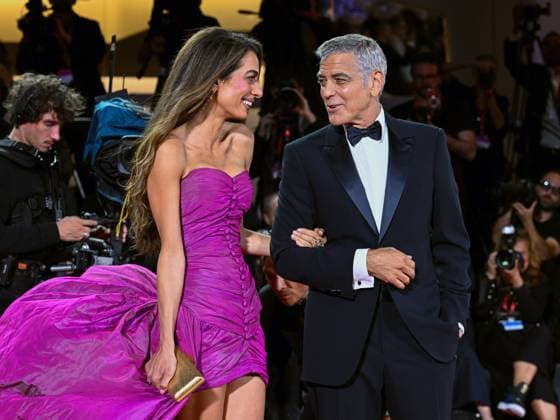 Venice, 82nd Venice International Film Festival 2025 - Evening 2 - Red Carpet for the film Jay Kelly - Pictured: George and Amal Clooney  Copyright: xManuelexMangiarottix xipa-agency.netx xPoolxPhotoxEventsx06x IPA_Agency_IPA63498566