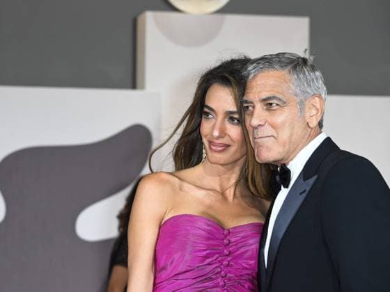 Venice, Italy: Venice, 82nd Venice International Film Festival 2025 - Evening 2. Red Carpet Film Jay Kelly. Pictured are George and Amal Clooney. Venice Italy  - ZUMAp169 20250828_zea_p169_1750 Copyright: xSimonexComix