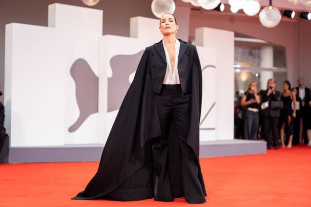 Bugonia Red Carpet - The 82nd Venice International Film Festival Noomi Rapace attends the Bugonia red carpet during the 82nd Venice International Film Festival in Venice, Italy, on August 28, 2025. Venice Italy  Copyright: xLucaxCarlinox originalFilename: carlino-notitle250828_npTM3.jpg