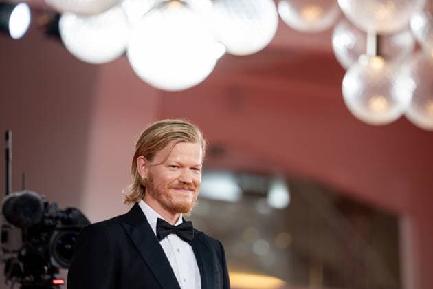 Bugonia Red Carpet - The 82nd Venice International Film Festival Jesse Plemons attends the Bugonia red carpet during the 82nd Venice International Film Festival in Venice, Italy, on August 28, 2025. Venice Italy  Copyright: xLucaxCarlinox originalFilename: carlino-notitle250828_npLUq.jpg