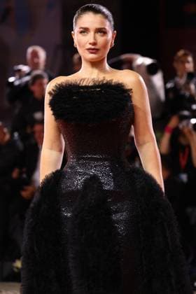 Jay Kelly Red Carpet - The 82nd Venice International Film Festival Eve Hewson VENICE, ITALY - AUGUST 28: Jay Kelly red carpet during the 82nd Venice International Film Festival on August 28, 2025 in Venice, Italy. CAP GOL GOL Venice Italy Copyright: xRickxGold CapitalxPicturesx