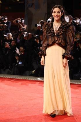 Jay Kelly Red Carpet - The 82nd Venice International Film Festival Riley Keough VENICE, ITALY - AUGUST 28: Jay Kelly red carpet during the 82nd Venice International Film Festival on August 28, 2025 in Venice, Italy. CAP GOL GOL Venice Italy Copyright: xRickxGold CapitalxPicturesx