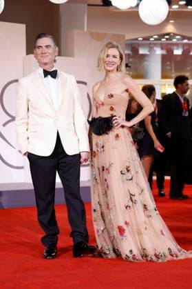 Billy Crudup mit Ehefrau Naomi Watts bei der Premiere des Kinofilms Jay Kelly auf der Biennale di Venezia 2025 82. Internationale Filmfestspiele von Venedig im Palazzo del Cinema. Venedig, 28.08.2025