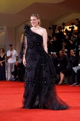 Greta Gerwig bei der Premiere des Kinofilms Jay Kelly auf der Biennale di Venezia 2025 82. Internationale Filmfestspiele von Venedig im Palazzo del Cinema. Venedig, 28.08.2025