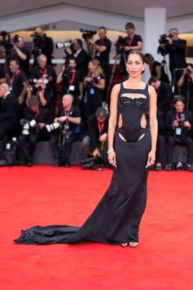 Bugonia red carpet during the 82nd Venice International Film Festival in Venice Lido - 28 Aug 2025 Hiba Abouk attends the Bugonia red carpet during the 82nd Venice International Film Festival. Venice Lido Italy Copyright: xDanielexCifalax xSOPAxImagesx _CIF3337
