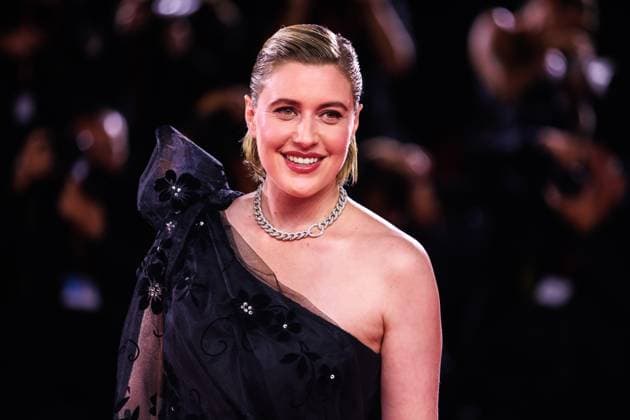 Red carpet of the film Jay Kelly at the 82nd Venice Film Festival in Venice - 28 Aug 2025 Greta Gerwig attends the red carpet of the film Jay Kelly at the Palazzo del Cinema during the 82nd Venice Film Festival. Venice Italy Copyright: xMarcoxBaradax xSOPAxImagesx MBARADA_0007-2