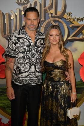 LAS VEGAS, NV - AUGUST 28: Joe Manganiello and Caitlin O Connor at the world premiere of The Wizard of Oz at Sphere in Las Vegas, Nevada on August 28, 2025. Copyright: xDeexCeexCarterx