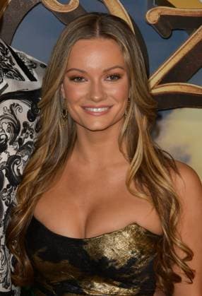 LAS VEGAS, NV - AUGUST 28: Caitlin O Connor at the world premiere of The Wizard of Oz at Sphere in Las Vegas, Nevada on August 28, 2025. Copyright: xDeexCeexCarterx