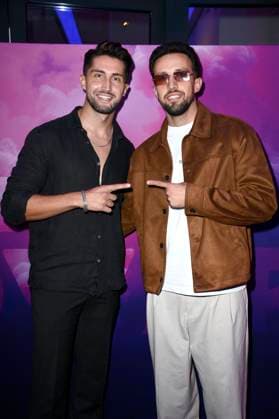 Lorik Bunjaku mit Gast bei der Premiere der Reality-Show The Power im Alice Rooftop & Garden. Berlin, 28.08.2025