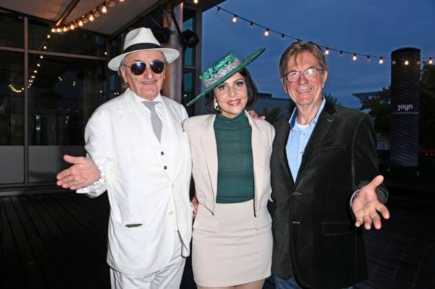Lo Graf von Blickensdorf, Pauline Stolze und Arno Funke bei der Premiere der Reality-Show The Power im Alice Rooftop & Garden. Berlin, 28.08.2025