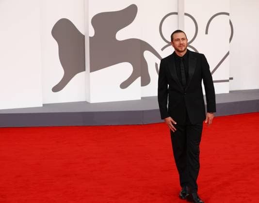August 29, 2025, Venice, Veneto, Italy: BASTIEN BOUILLON on the red carpet for the A Pied d Oeuvre Premiere screening at the 82nd Venice Film Festival at the Venice Lido, Italy. Venice Italy - ZUMAc179 20250829_zep_c179_086 Copyright: xMickaelxChavetx
