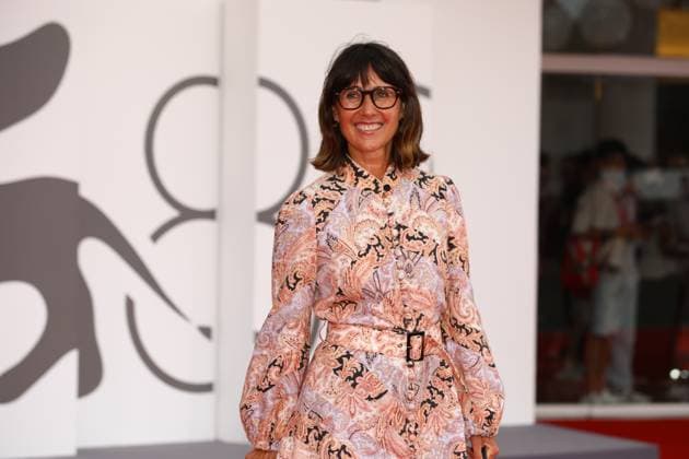 August 29, 2025, Venice, Veneto, Italy: French television producer ALEXIA LAROCHE-JOUBERT on the red carpet for the A Pied d Oeuvre Premiere screening at the 82nd Venice Film Festival at the Venice Lido, Italy. Venice Italy - ZUMAc179 20250829_zep_c179_092 Copyright: xMickaelxChavetx