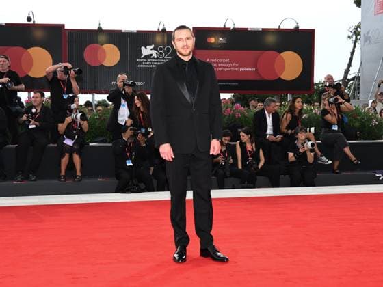 Venice, 82nd Venice International Film Festival 2025 - evening 3 - red carpet of the film A Pied D Oeuvre In the photo Bastien Bouillon  Copyright: xAlbertoxTerenghix xipa-agency.netx xPoolxPhotoxEventsx06x IPA_Agency_IPA63580912