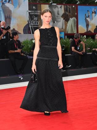Venice, Italy: Venice, 82nd Venice International Film Festival 2025 - evening 3 - red carpet of the film A Pied D Oeuvre In the photo Lou Lampros Venice Italy  - ZUMAp169 20250829_zea_p169_592 Copyright: xAlbertoxTerenghix