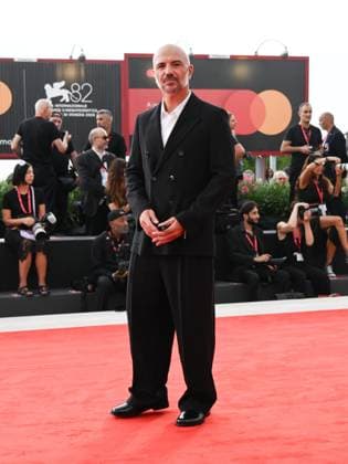 Venice, Italy: Venice, 82nd Venice International Film Festival 2025 - evening 3 - red carpet of the film A Pied D Oeuvre In the photo Julien Colonna Venice Italy  - ZUMAp169 20250829_zea_p169_598 Copyright: xAlbertoxTerenghix