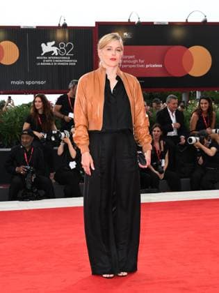 Venice, Italy: Venice, 82nd Venice International Film Festival 2025 - evening 3 - red carpet for the film A Pied D Oeuvre In the photo: Valerie Donzelli Venice Italy  - ZUMAp169 20250829_zea_p169_612 Copyright: xAlbertoxTerenghix