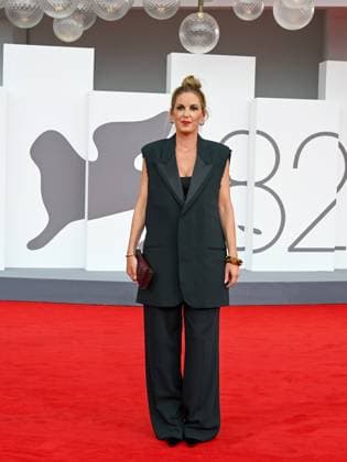 Venice, 82nd Venice International Film Festival 2025 - Evening 3 - Red Carpet for the film A Pied D Oeuvre - Pictured: Agathe Riedinger  Copyright: xManuelexMangiarottix xipa-agency.netx xPoolxPhotoxEventsx06x IPA_Agency_IPA63581584