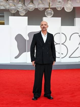 Venice, 82nd Venice International Film Festival 2025 - Evening 3 - Red Carpet for the film A Pied D Oeuvre - Pictured: Julien Colonna  Copyright: xManuelexMangiarottix xipa-agency.netx xPoolxPhotoxEventsx06x IPA_Agency_IPA63581601