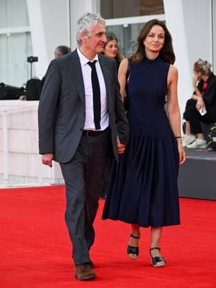 Venice, 82nd Venice International Film Festival 2025 - Evening 3 - Red Carpet for the film A Pied D Oeuvre - Pictured: Alain Goldman and Éliette Abécassis  Copyright: xManuelexMangiarottix xipa-agency.netx xPoolxPhotoxEventsx06x IPA_Agency_IPA63581615