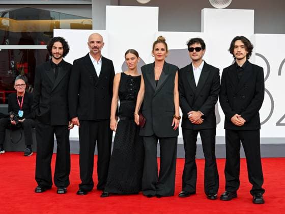 Venice, 82nd Venice International Film Festival 2025 - evening 3 - red carpet of the film A Pied D Oeuvre - In the photo: Sayyid El Alami, Julien Colonna, Lou Lampros, Agathe Riedinger, Zoran Boukherma, Ludovic Boukherma  Copyright: xManuelexMangiarottix xipa-agency.netx xPoolxPhotoxEventsx06x IPA_Agency_IPA63581622