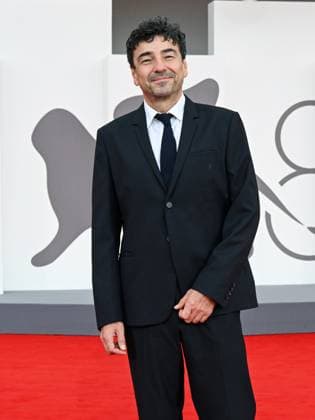 Venice, ITALY: Venice, 82nd Venice International Film Festival 2025 - Evening 3 - Red Carpet for the film A Pied D Oeuvre - Pictured: Franck Courtes Venice ITALY  - ZUMAp169 20250829_zea_p169_653 Copyright: xManuelexMangiarottix