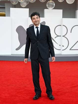 Venice, ITALY: Venice, 82nd Venice International Film Festival 2025 - Evening 3 - Red Carpet for the film A Pied D Oeuvre - Pictured: Franck Courtes Venice ITALY  - ZUMAp169 20250829_zea_p169_668 Copyright: xManuelexMangiarottix