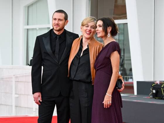 Venice, ITALY: Venice, 82nd Venice International Film Festival 2025 - evening 3 - red carpet of the film A Pied D Oeuvre - In the photo: Bastien Bouillon, ValÃ rie Donzelli, Virginie Ledoyen, Venice ITALY  - ZUMAp169 20250829_zea_p169_680 Copyright: xManuelexMangiarottix