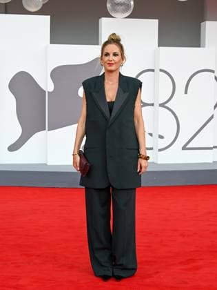 Venice, ITALY: Venice, 82nd Venice International Film Festival 2025 - Evening 3 - Red Carpet for the film A Pied D Oeuvre - Pictured: Agathe Riedinger Venice ITALY  - ZUMAp169 20250829_zea_p169_696 Copyright: xManuelexMangiarottix