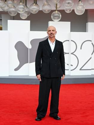 Venice, ITALY: Venice, 82nd Venice International Film Festival 2025 - Evening 3 - Red Carpet for the film A Pied D Oeuvre - Pictured: Julien Colonna Venice ITALY  - ZUMAp169 20250829_zea_p169_724 Copyright: xManuelexMangiarottix