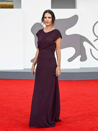 Venice, ITALY: Venice, 82nd Venice International Film Festival 2025 - Evening 3 - Red Carpet for the film A Pied D Oeuvre - Pictured: Virginie Ledoyen Venice ITALY  - ZUMAp169 20250829_zea_p169_769 Copyright: xManuelexMangiarottix