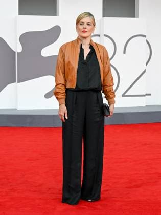Venice, ITALY: Venice, 82nd Venice International Film Festival 2025 - Evening 3 - Red Carpet for the film A Pied D Oeuvre - Pictured: ValÃ rie Donzelli Venice ITALY  - ZUMAp169 20250829_zea_p169_733 Copyright: xManuelexMangiarottix