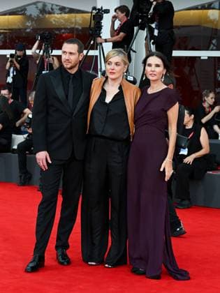 Venice, ITALY: Venice, 82nd Venice International Film Festival 2025 - evening 3 - red carpet of the film A Pied D Oeuvre - In the photo: Bastien Bouillon, ValÃ rie Donzelli, Virginie Ledoyen, Venice ITALY  - ZUMAp169 20250829_zea_p169_783 Copyright: xManuelexMangiarottix