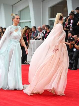 Venice, 82nd Venice International Film Festival 2025 - Evening 3 - The red carpet for the film After The Hunt. Pictured are Lady Amelia and Eliza Spencer.  Copyright: xLadyxAmeliaxedxElizaxSpencerx xipa-agency.netx xPoolxPhotoxEventsx06x IPA_Agency_IPA63582751