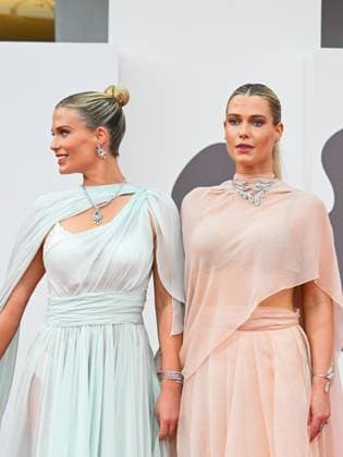 Venice, 82nd Venice International Film Festival 2025 - Evening 3 - The red carpet for the film After The Hunt. Pictured are Lady Amelia and Eliza Spencer.  Copyright: xLadyxAmeliaxedxElizaxSpencerx xipa-agency.netx xPoolxPhotoxEventsx06x IPA_Agency_IPA63582806
